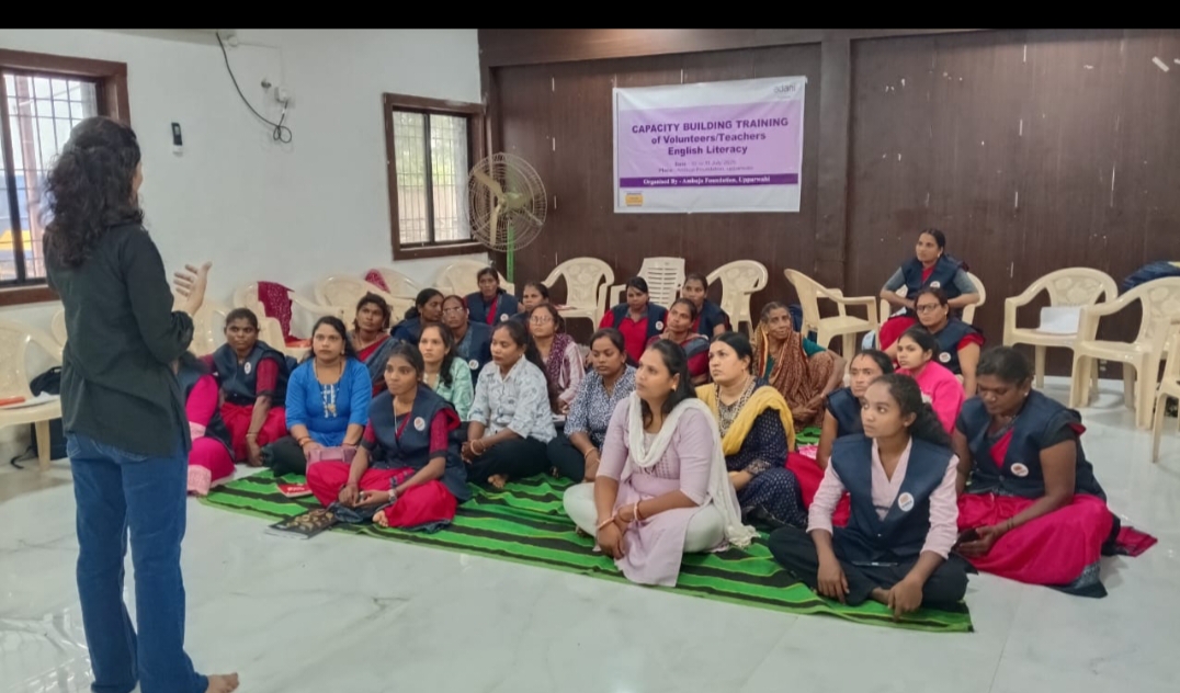 अंबुजा फाउंडेशन के द्वारा सभी शिक्षा मित्रों का दो दिवसीय प्रशिक्षण कार्यक्रम महाराष्ट्र के चंद्रपुर में संपन्नअंबुजा फाउंडेशन रायगढ़ की सी. एस .आर. की टीम शामिल