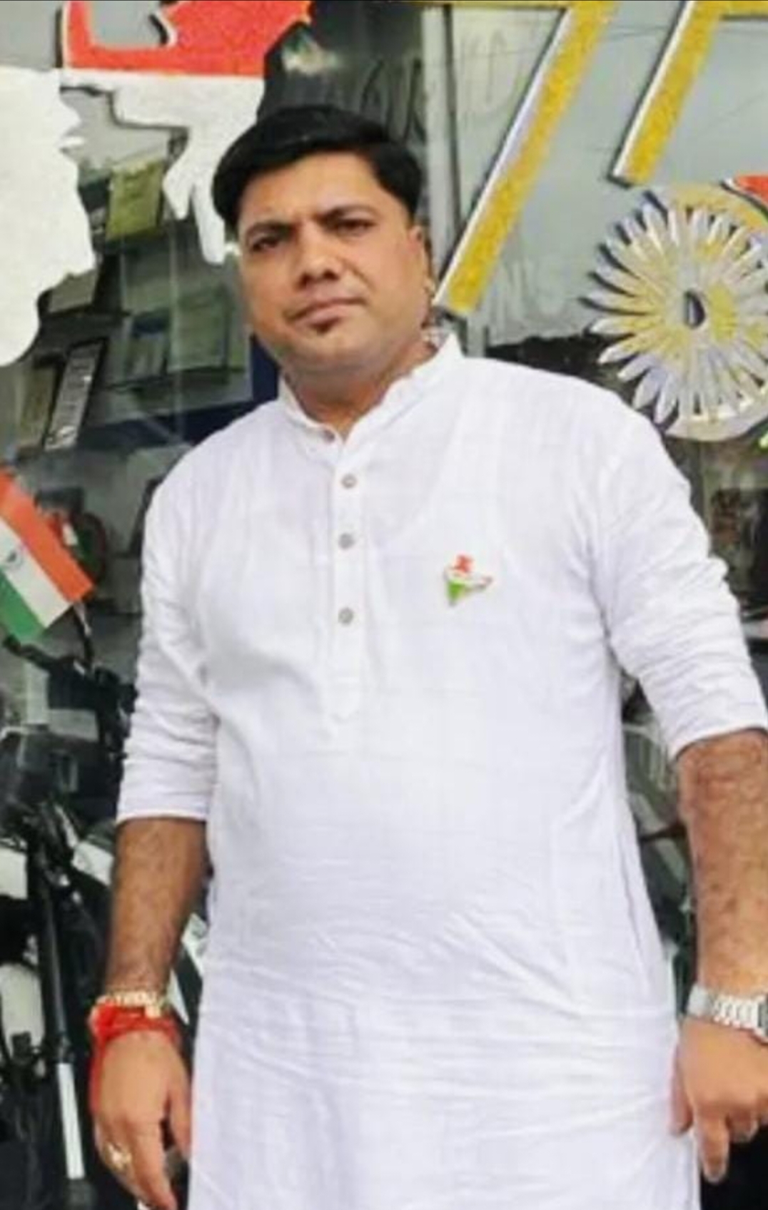 लैलूँगा में श्री श्याम ऑटो मोबाइल्स के संचालक आशीष मित्तल द्वारा नवरात्री एवं दशहरा के अवसर पर ग्राहकों के लिए बंफर ऑफर