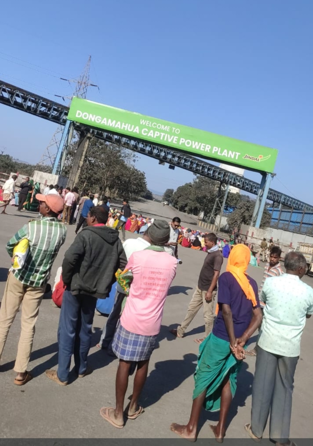 तमनार में गारे पेलमा सेक्टर-1 परियोजना की जनसुनवाई पर विवाद तेज, ग्रामीणों ने शुरू की आर्थिक नाकेबंदी